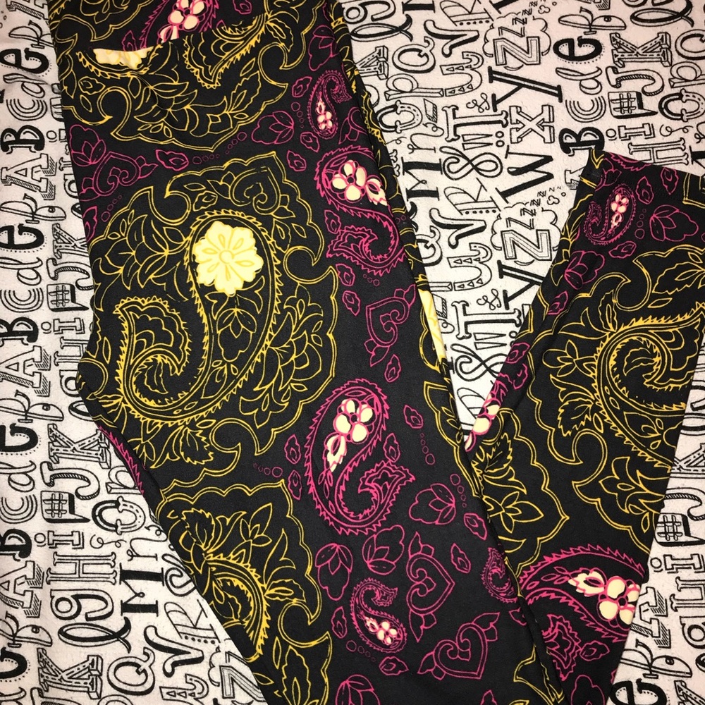 BRAND NEW Lularoe TC Leggings